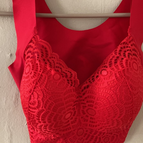 NWOT wireless push-up bra - Picture 2 of 6
